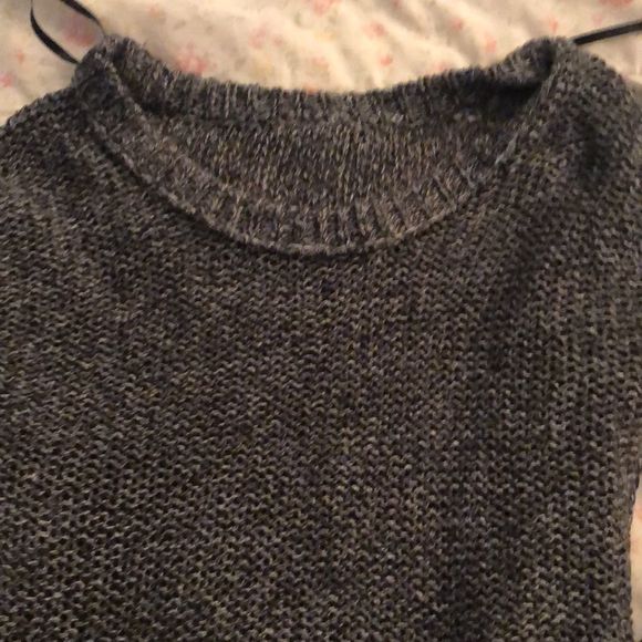 Say What? Cropped Grey Crew Neck Sweater Med. Extra Long Sleeves/Ribbed Accents - Picture 11 of 13